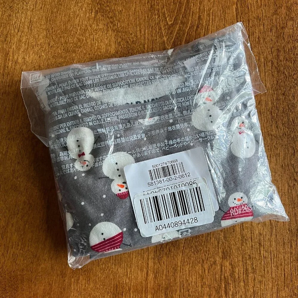 Old Navy snowman outfit 6-12m NWT